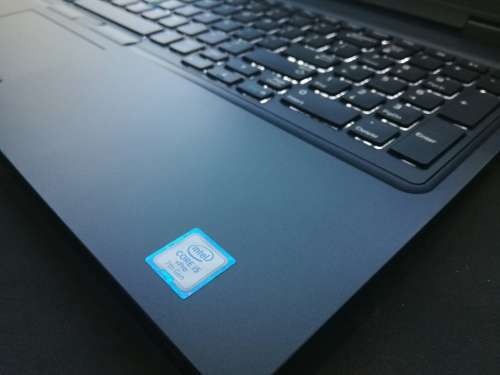 1st BID TAKES!*BEST i5!!*DELL LATITUDE 5580*i5-7440HQ*7th GEN i5*QUAD CORE*8GB DDR4*256GB SSD*FULLHD